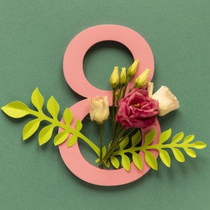 Поздравляем с праздником весны!